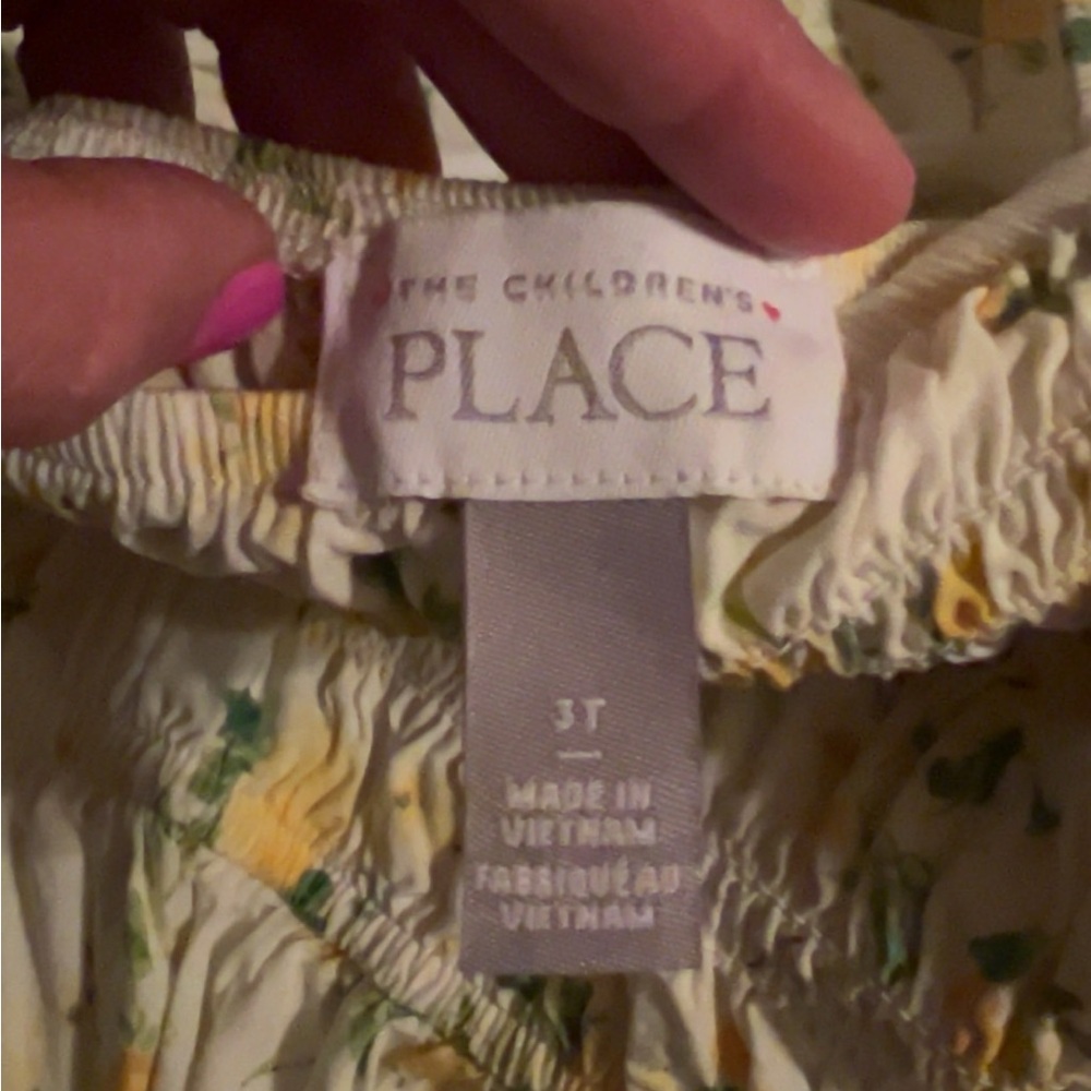 Matching dresses bundle - Picture 4 of 4